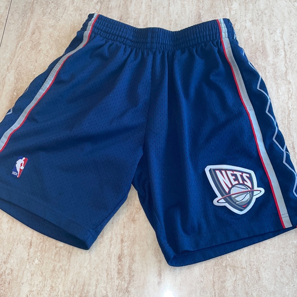 Mitchell & Ness NJ Nets Swingman Shorts